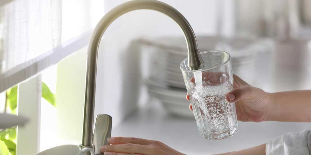 Drinking-Water-with-Calcium-Hypochlorite